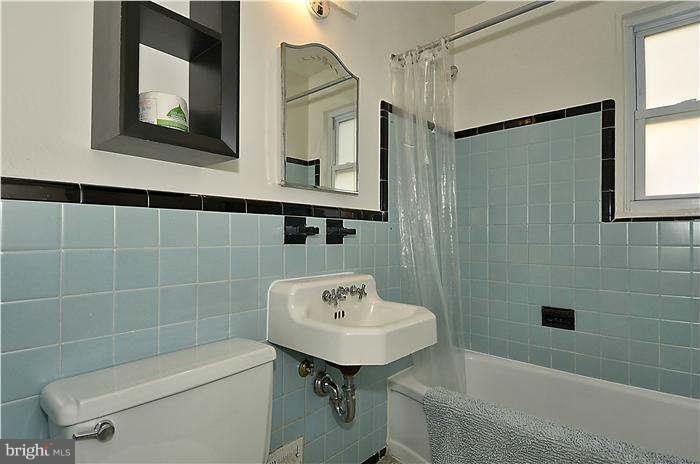 10009 Greeley Avenue Silver Spring, MD 20902 - Photo 7 of 26 Bath