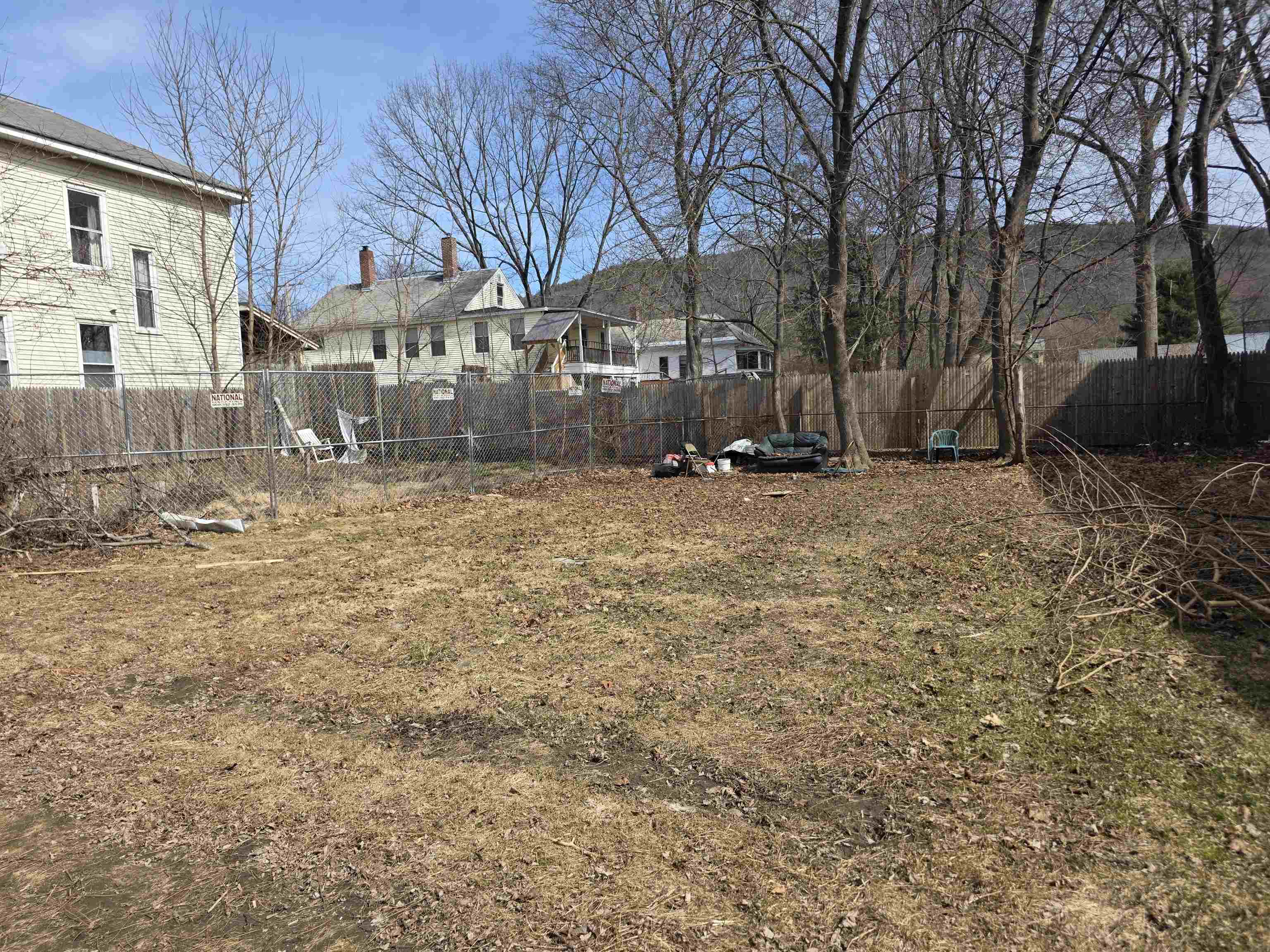 33 Oak Street Brattleboro, VT 05301 - Photo 14 of 24