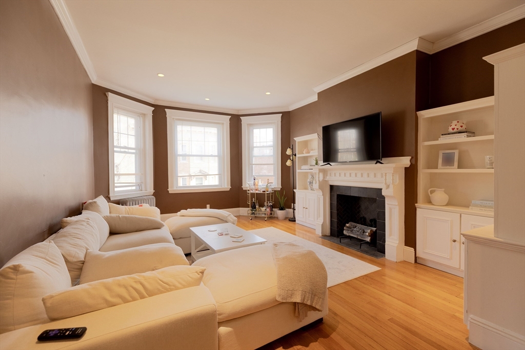 80 Browne Street, Unit 2 Brookline, MA 02446 - Photo 1 of 36