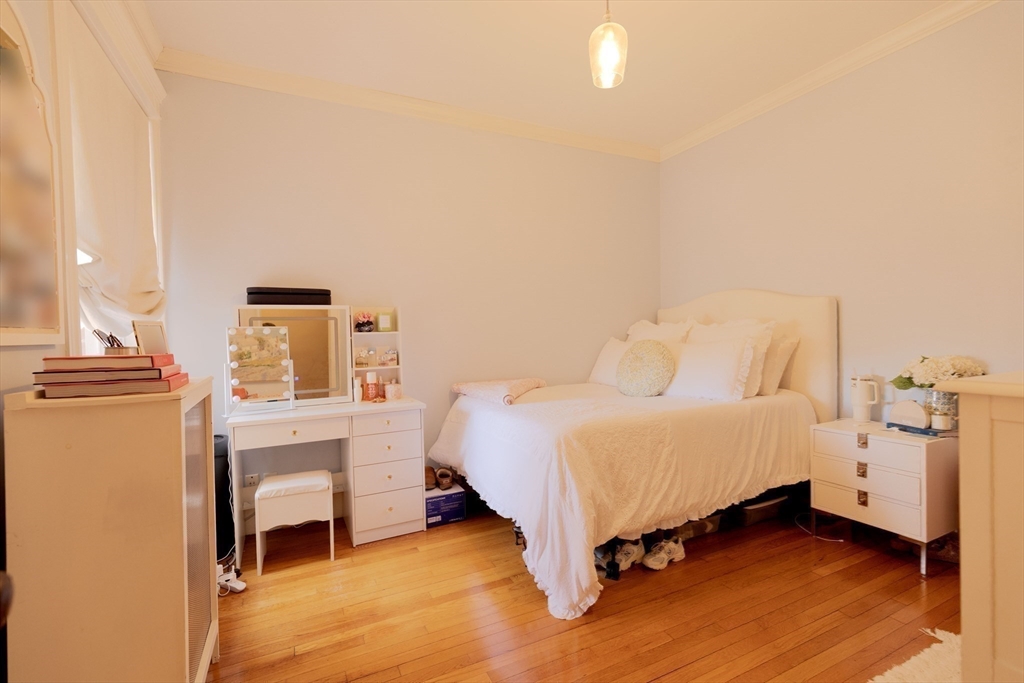 80 Browne Street, Unit 2 Brookline, MA 02446 - Photo 17 of 36