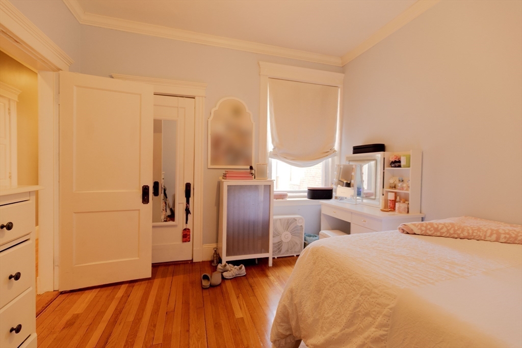 80 Browne Street, Unit 2 Brookline, MA 02446 - Photo 18 of 36