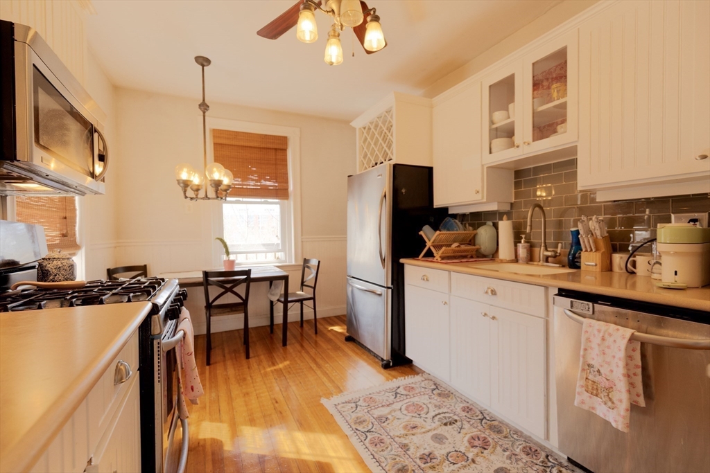 80 Browne Street, Unit 2 Brookline, MA 02446 - Photo 21 of 36
