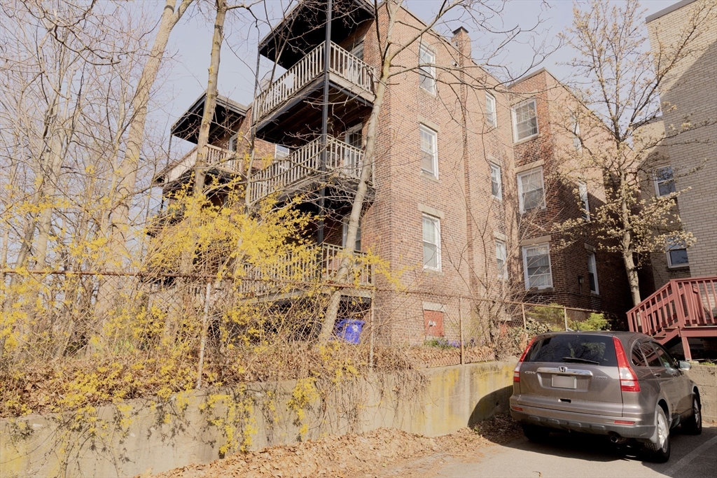 80 Browne Street, Unit 2 Brookline, MA 02446 - Photo 36 of 36