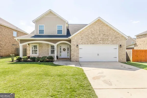 $374,900 | 120 Legacy Court, Warner Robins, GA 31088