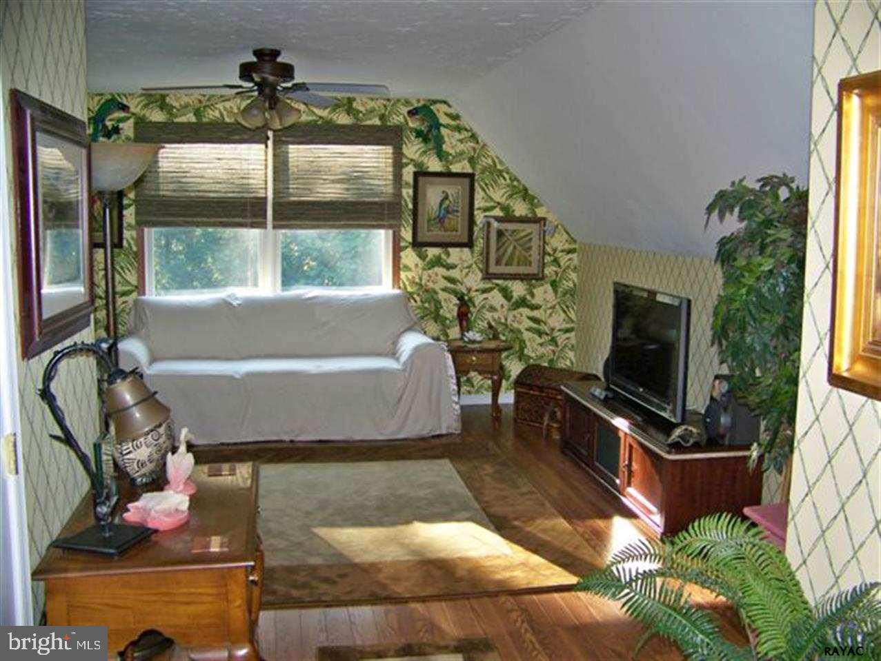 102 Musselman Road Hanover, PA 17331 - Photo 17 of 24