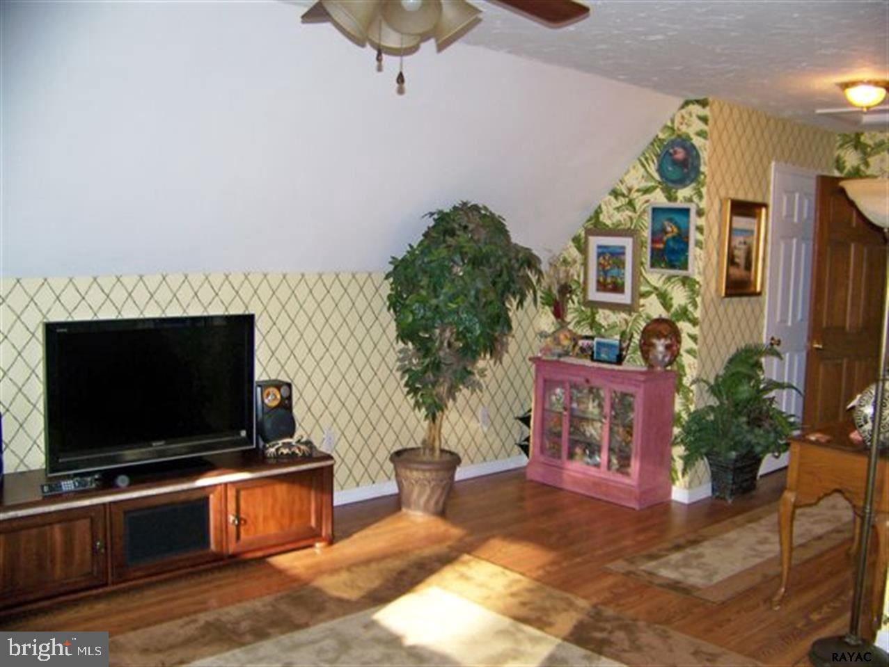 102 Musselman Road Hanover, PA 17331 - Photo 18 of 24