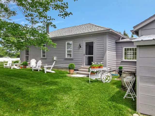 $399,000 | 135 P Ridge Road, Readfield, ME 04355