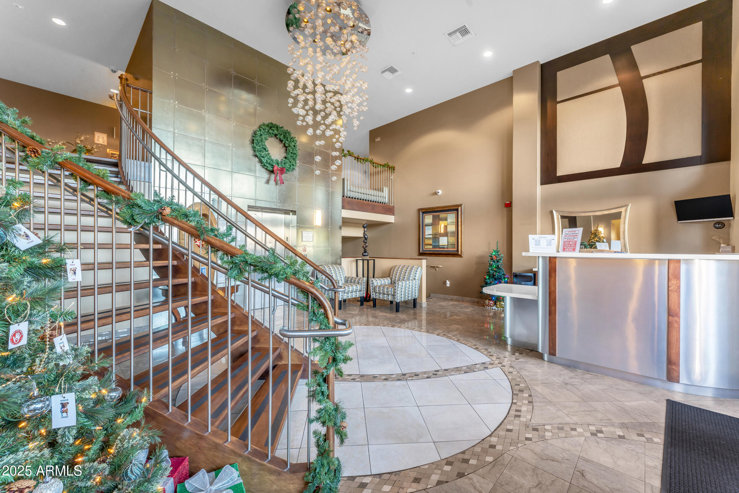945 East Playa Del Norte Drive, Unit 5005 Tempe, AZ 85288 - Photo 7 of 69 a view of entryway and hall