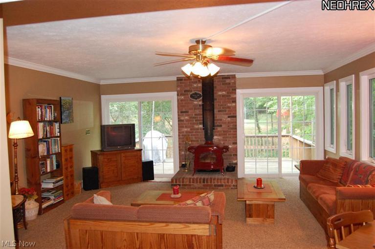 6505 Ridge Road Wadsworth, OH 44281 - Photo 12 of 21