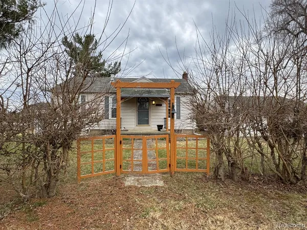 $450,000 | 50285 West Seven Mile Road, Northville, MI 48168