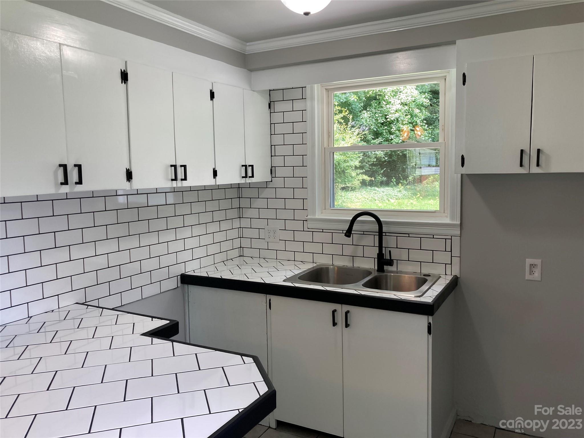 614 Dellinger Road, Unit 15 Shelby, NC 28152 - Photo 6 of 14 Gallery Image 6