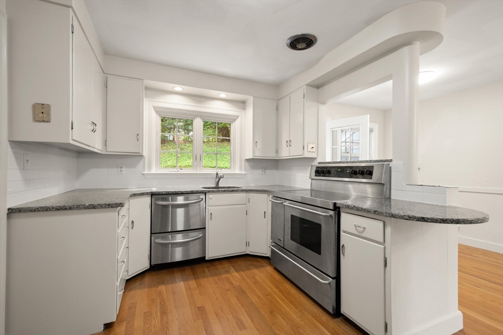 101 Burlington Street Lexington, MA 02420 - Photo 14 of 37