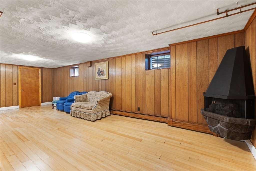 101 Burlington Street Lexington, MA 02420 - Photo 25 of 37