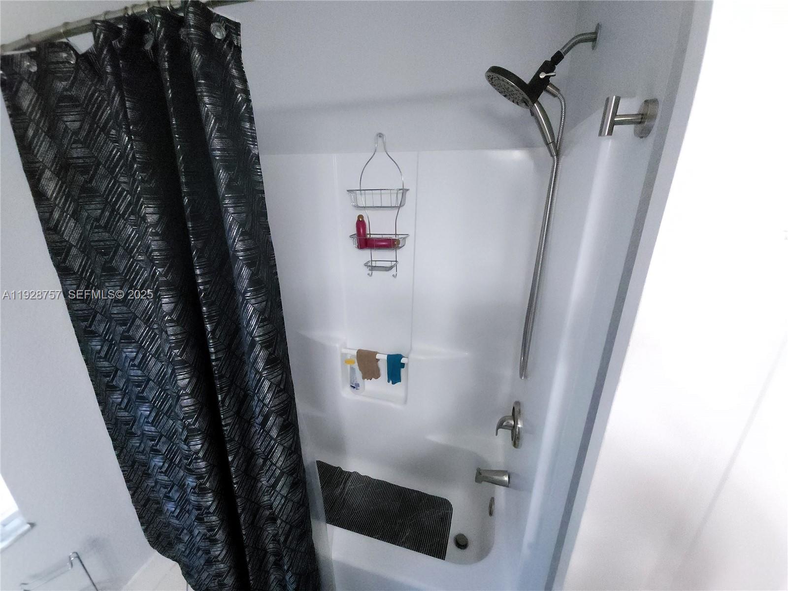 720 2nd Place Southwest Vero Beach, FL 32962 - Photo 29 of 44 a bathroom with a shower