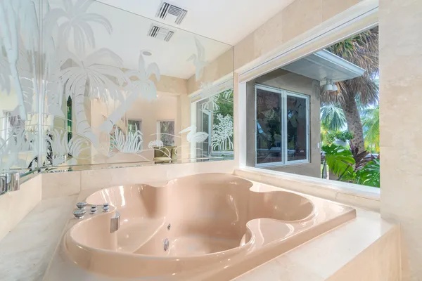 $8,995,000 | 16750 Old State Road 4a, Sugarloaf, FL 33042