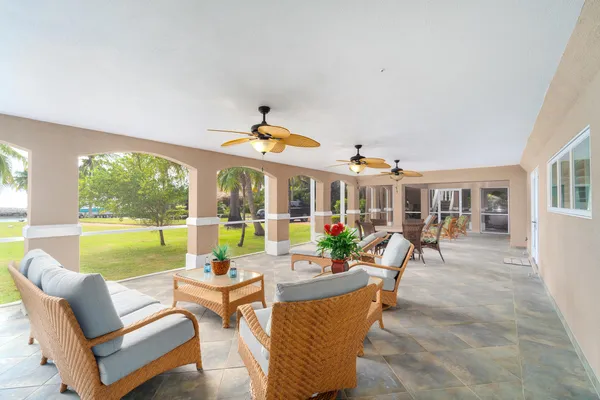 $8,995,000 | 16750 Old State Road 4a, Sugarloaf, FL 33042