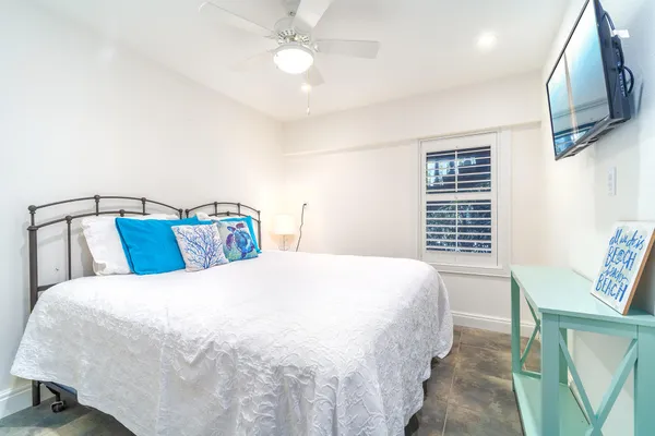 $8,995,000 | 16750 Old State Road 4a, Sugarloaf, FL 33042