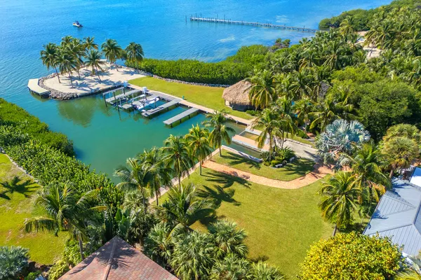 $8,995,000 | 16750 Old State Road 4a, Sugarloaf, FL 33042