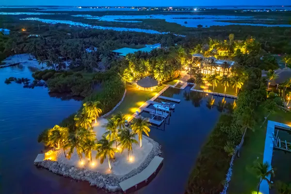 $8,995,000 | 16750 Old State Road 4a, Sugarloaf, FL 33042