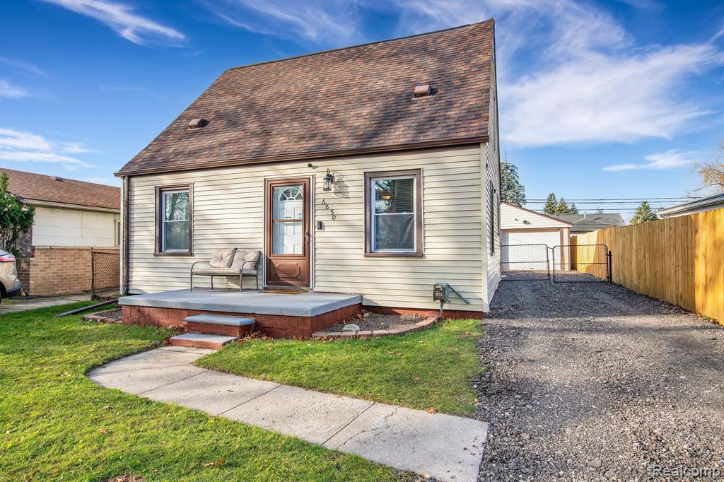6850 Beech Daly Road Taylor, MI 48180 - Photo 1 of 16