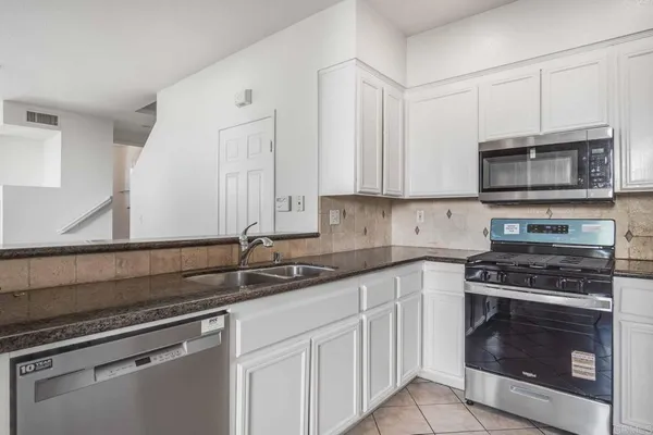 $3,400 | 1140 Valdivia Court, Chula Vista, CA 91910