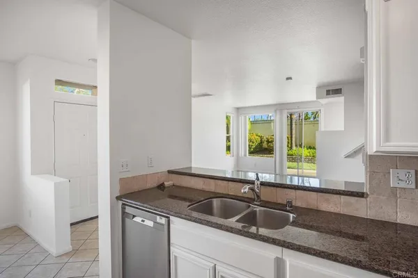 $3,400 | 1140 Valdivia Court, Chula Vista, CA 91910