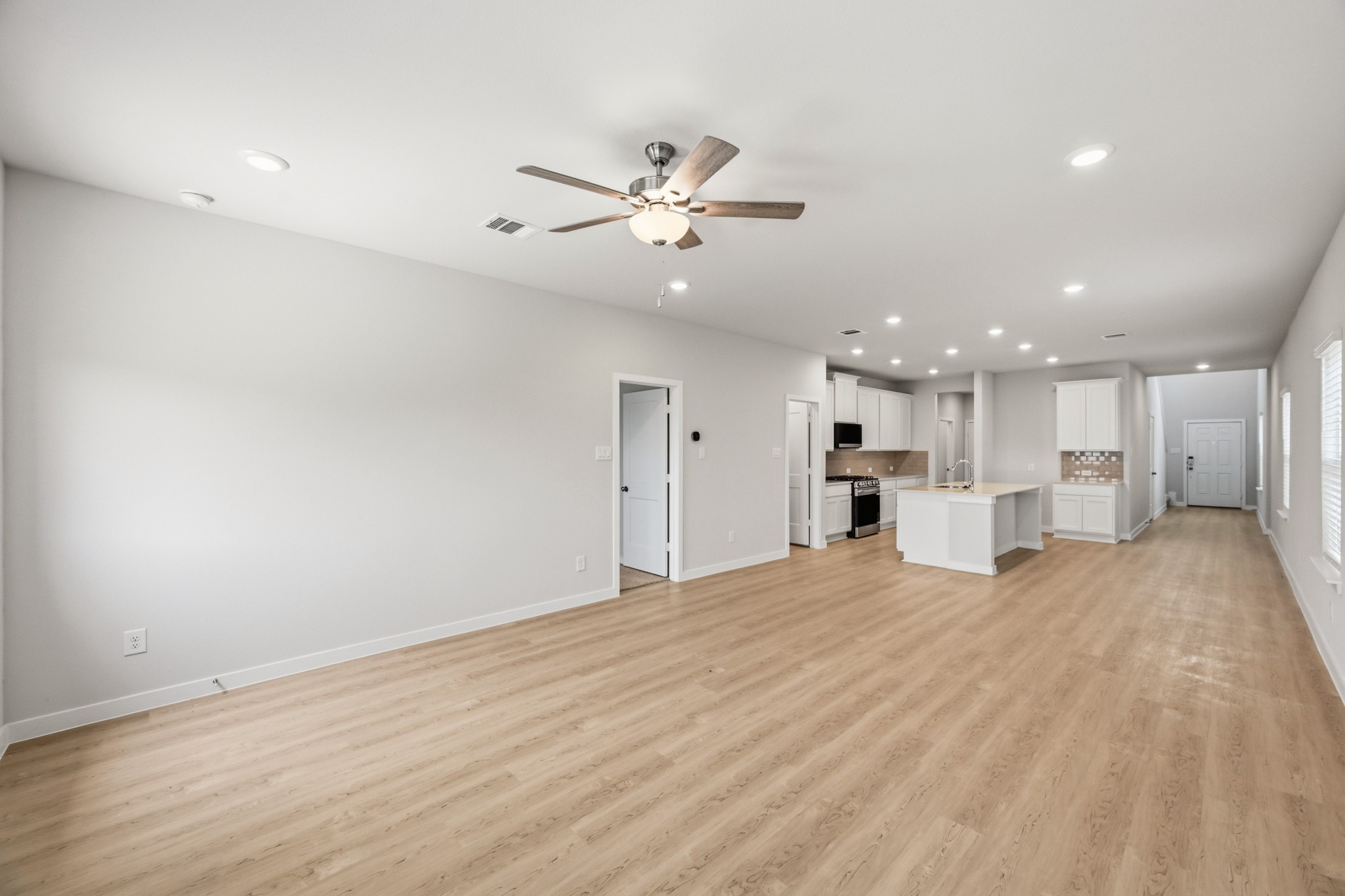128 Rising Cedar Lane Hockley, TX 77447 - Photo 8 of 35