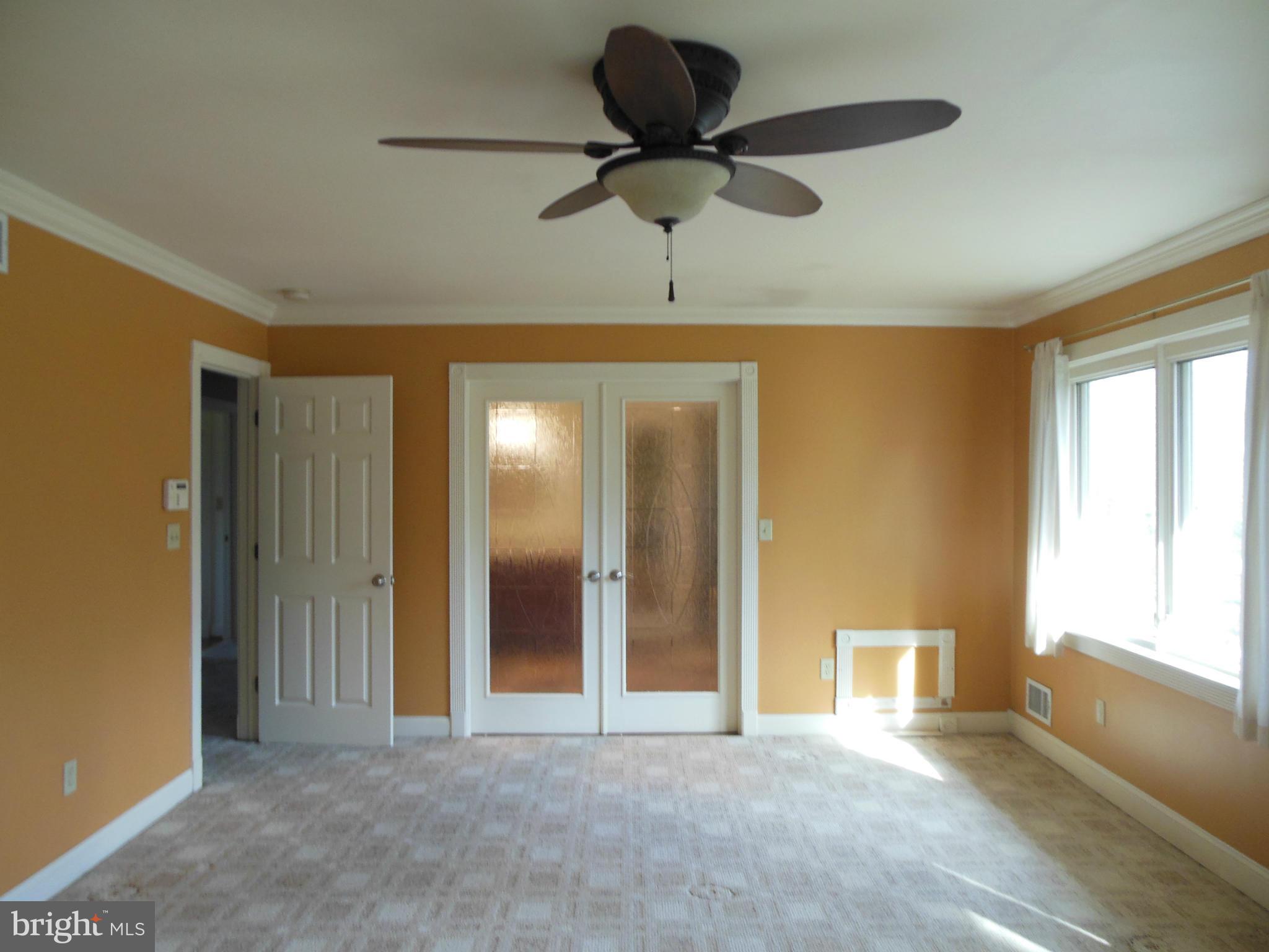 8350 Pinehurst Road Pasadena, MD 21122 - Photo 22 of 30 Bedroom (Master)