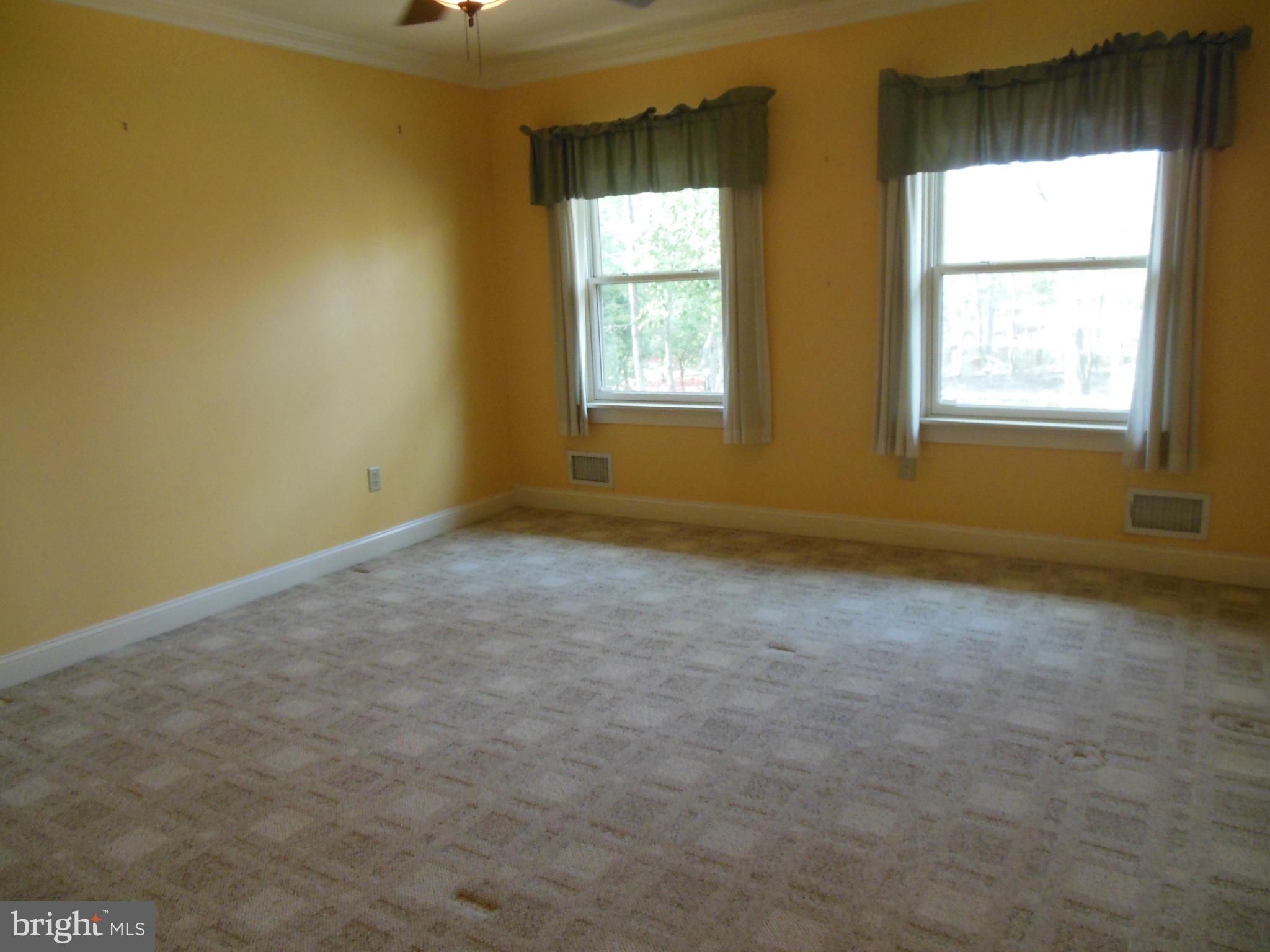 8350 Pinehurst Road Pasadena, MD 21122 - Photo 27 of 30 Bedroom