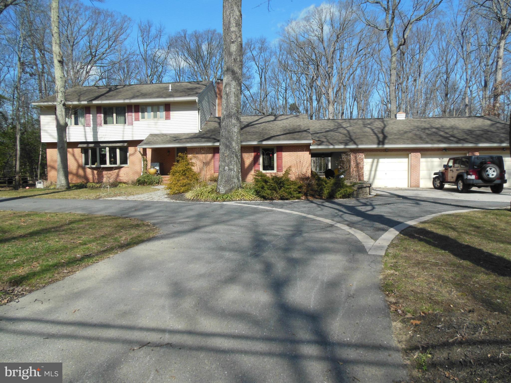 8350 Pinehurst Road Pasadena, MD 21122 - Photo 5 of 30 Exterior (Front)
