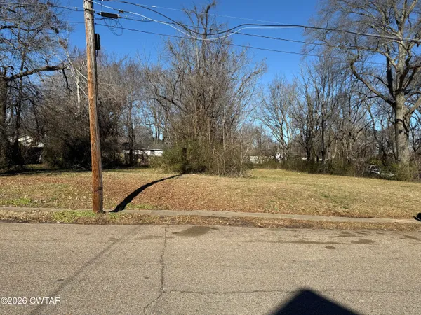 $21,600 | 513 Preston Street, Jackson, TN 38301