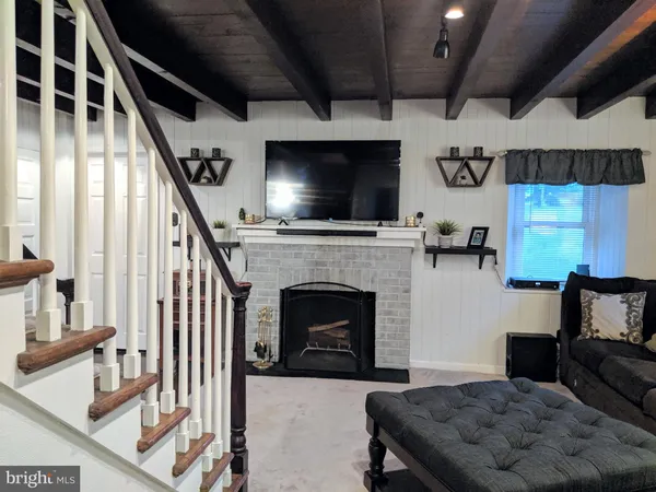 $2,300 | 2795 York Rd., Jamison, PA 18929