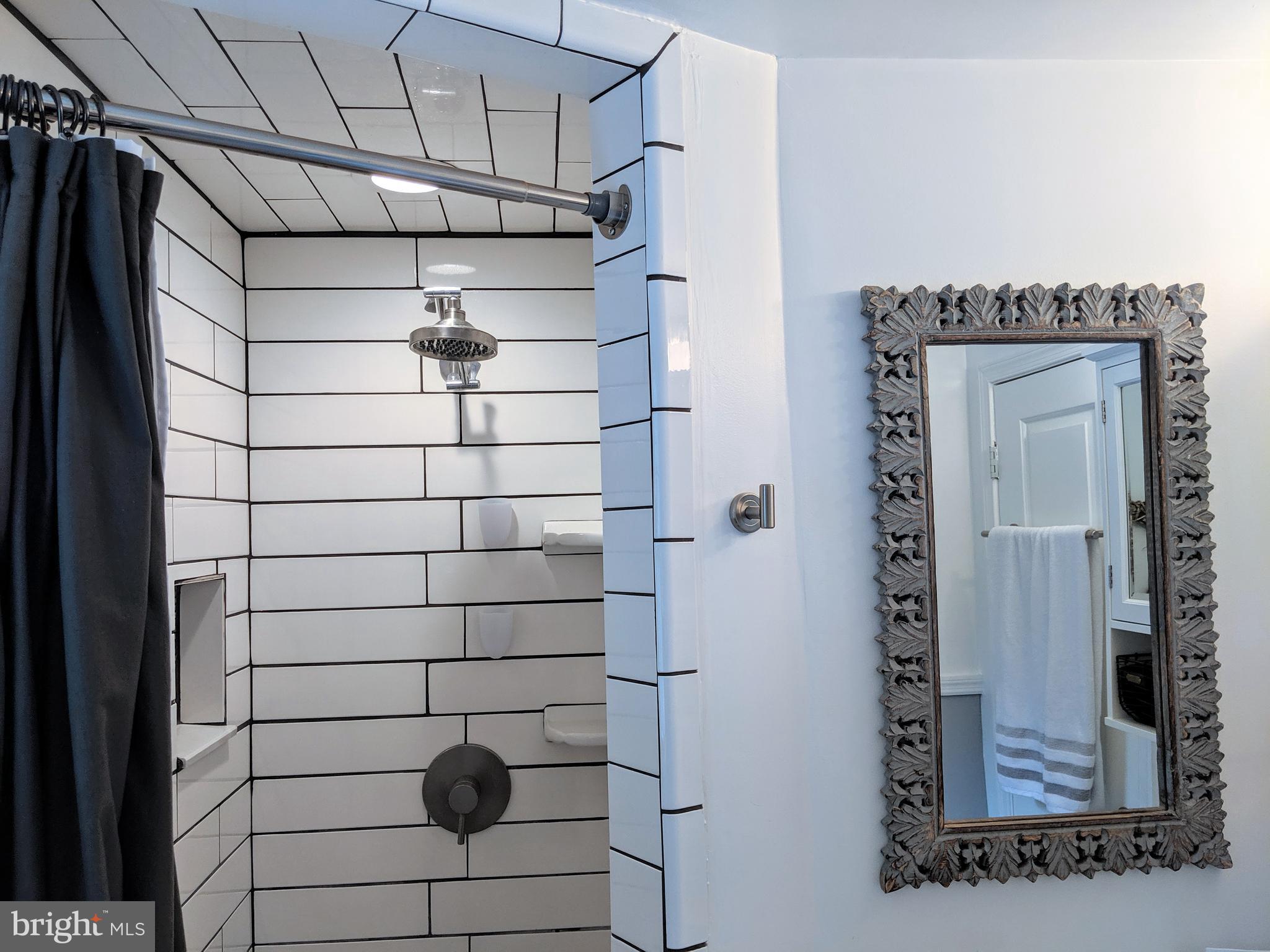 2795 York Rd. Jamison, PA 18929 - Photo 13 of 39 a bathroom with a shower