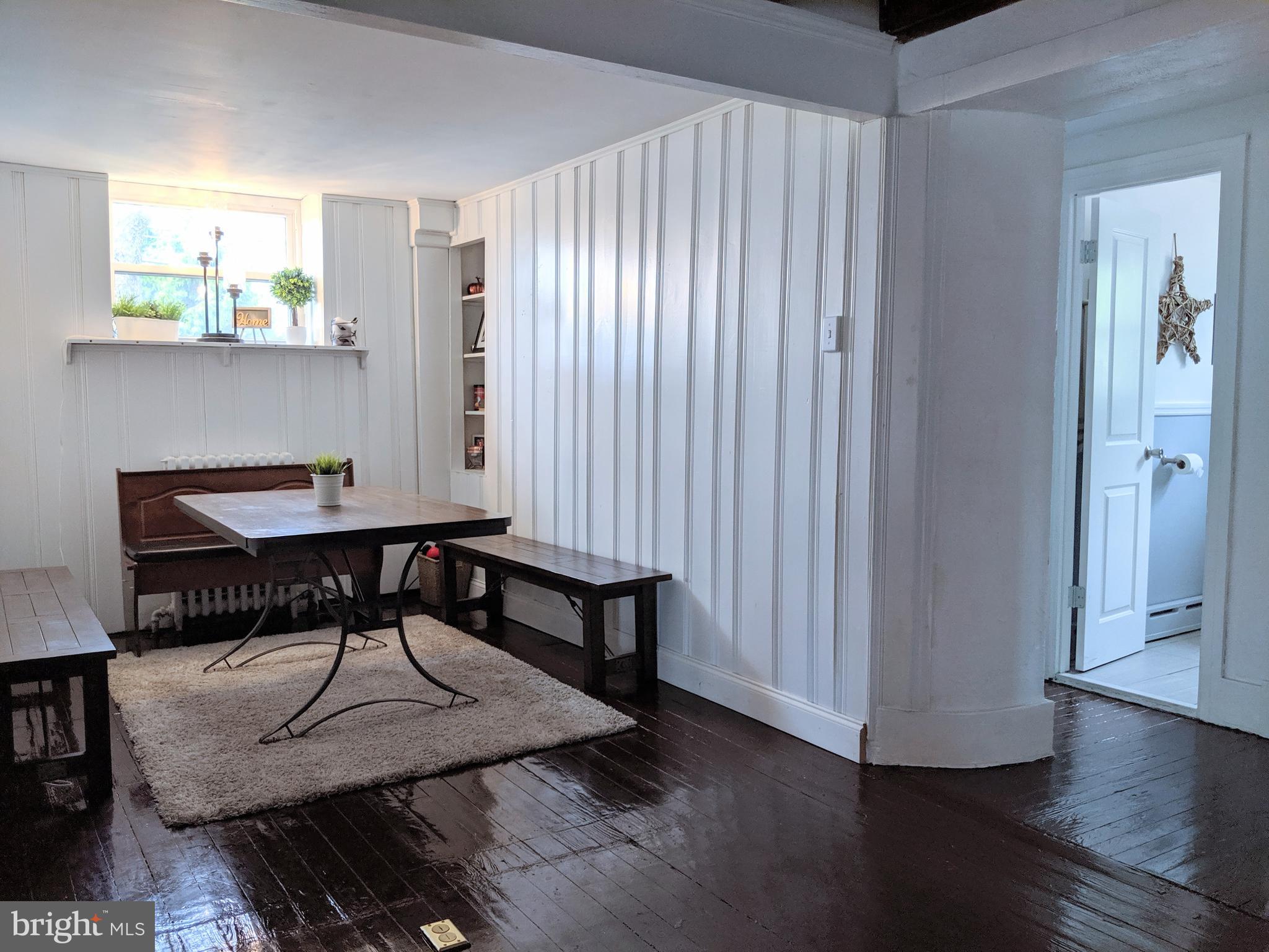 2795 York Rd. Jamison, PA 18929 - Photo 17 of 39 a workspace with furniture and wooden floor
