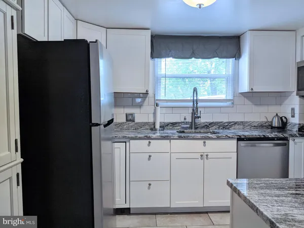 $2,250 | 2795 York Rd., Jamison, PA 18929