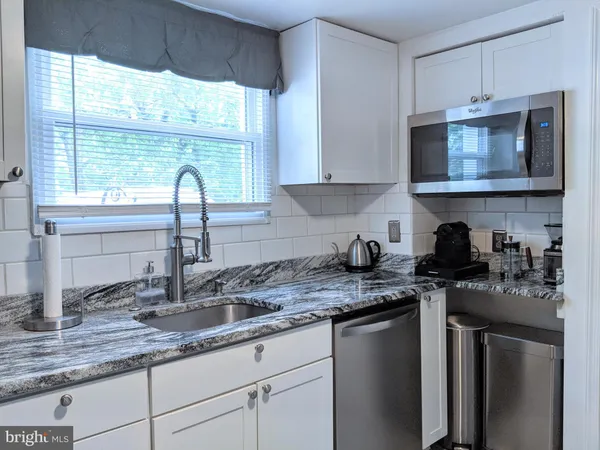 $2,250 | 2795 York Rd., Jamison, PA 18929