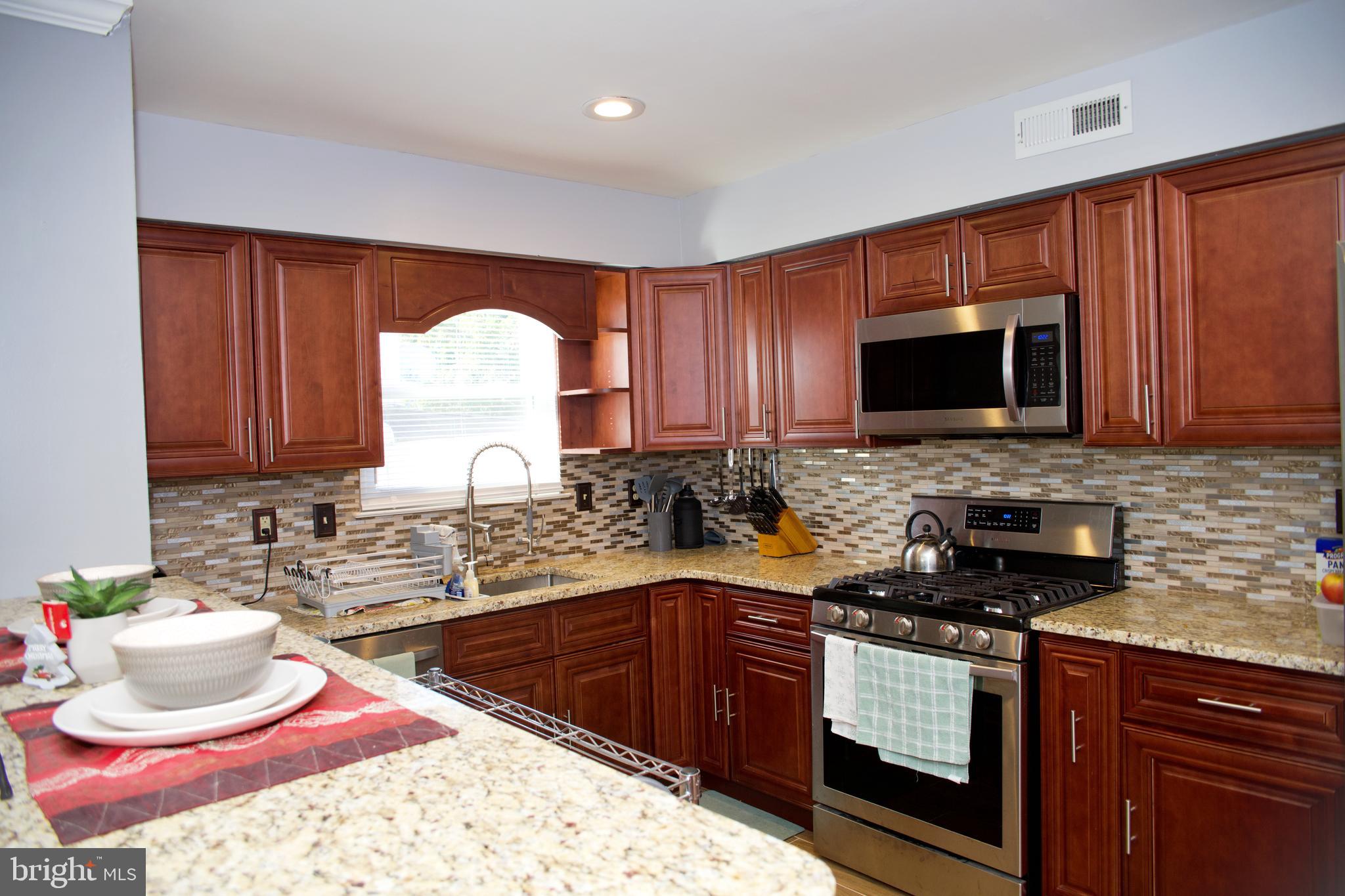 7512 Verree Road Philadelphia, PA 19111 - Photo 8 of 30 Gallery Image 8