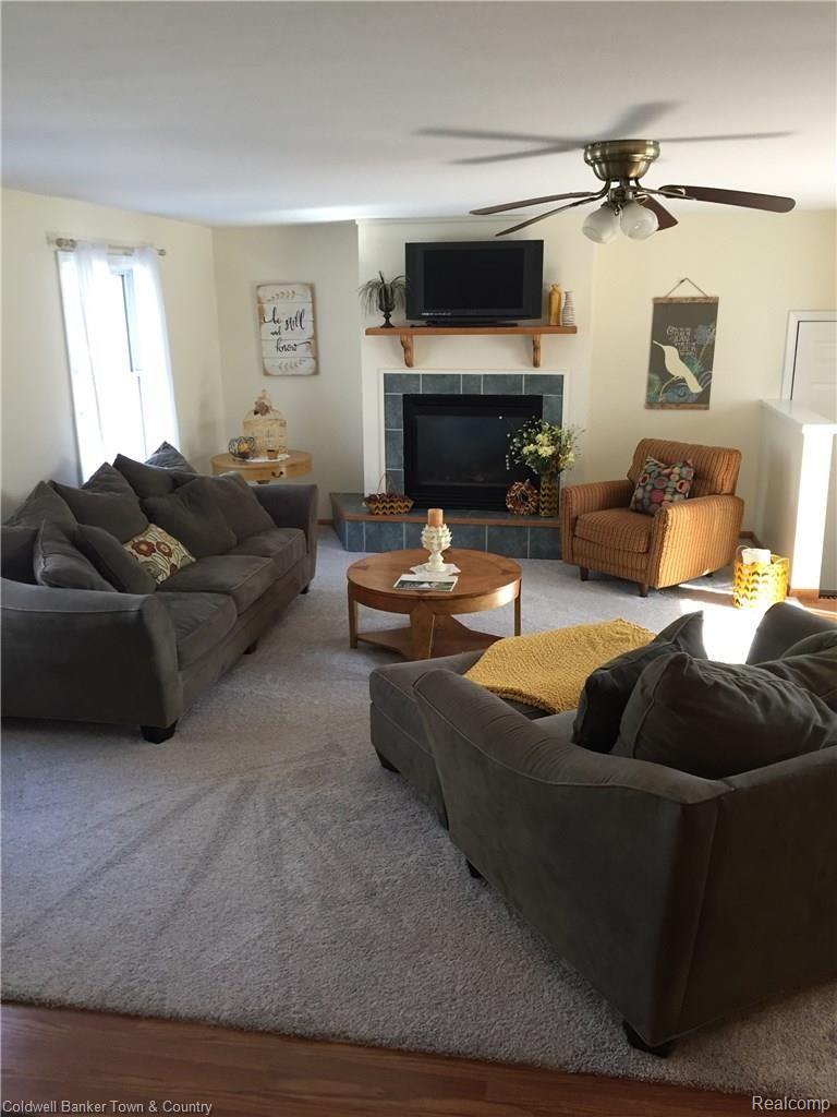 9993 Weber Road Columbus, MI 48063 - Photo 7 of 18 Weber 157.JPG