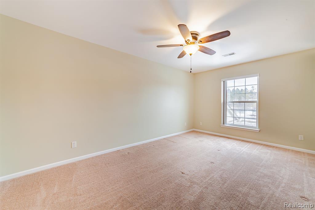 3553 Oakmonte Boulevard, Unit 48 Rochester, MI 48306 - Photo 23 of 32