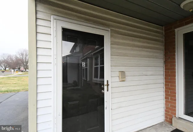 $2,100 | 592 A Wrensong Road, Unit A, Yardley, PA 19067