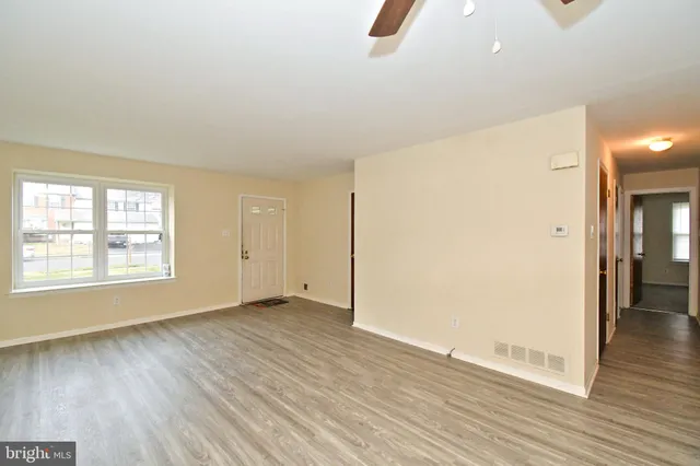 $2,100 | 592 A Wrensong Road, Unit A, Yardley, PA 19067