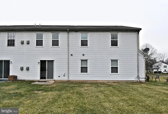 $2,100 | 592 A Wrensong Road, Unit A, Yardley, PA 19067