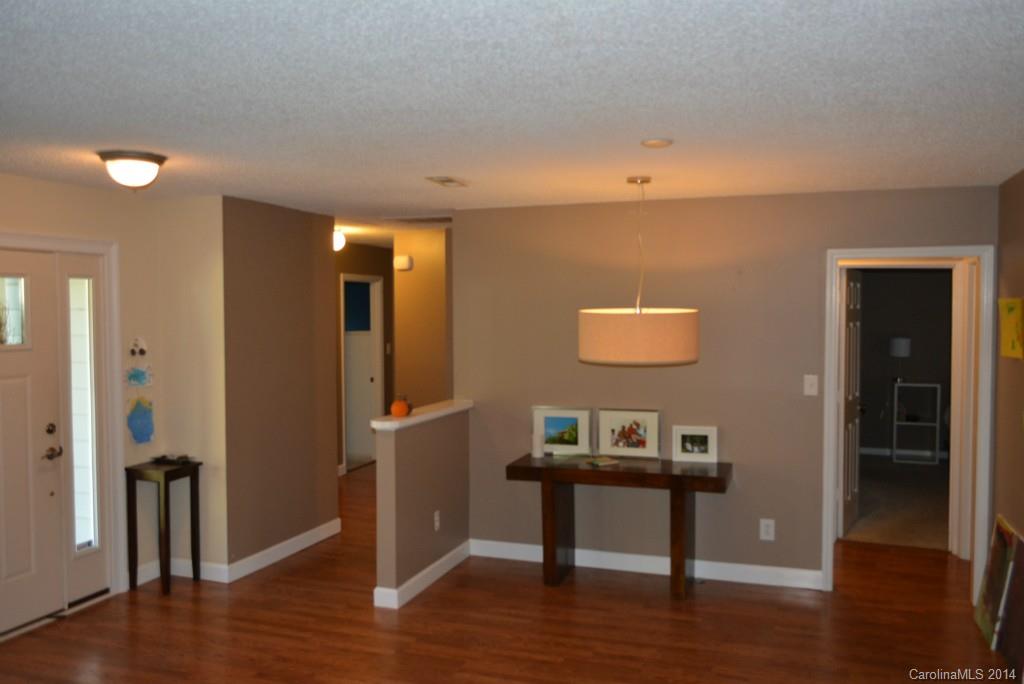 8527 Golf Ridge Drive Charlotte, NC 28277 - Photo 9 of 14 Gallery Image 9
