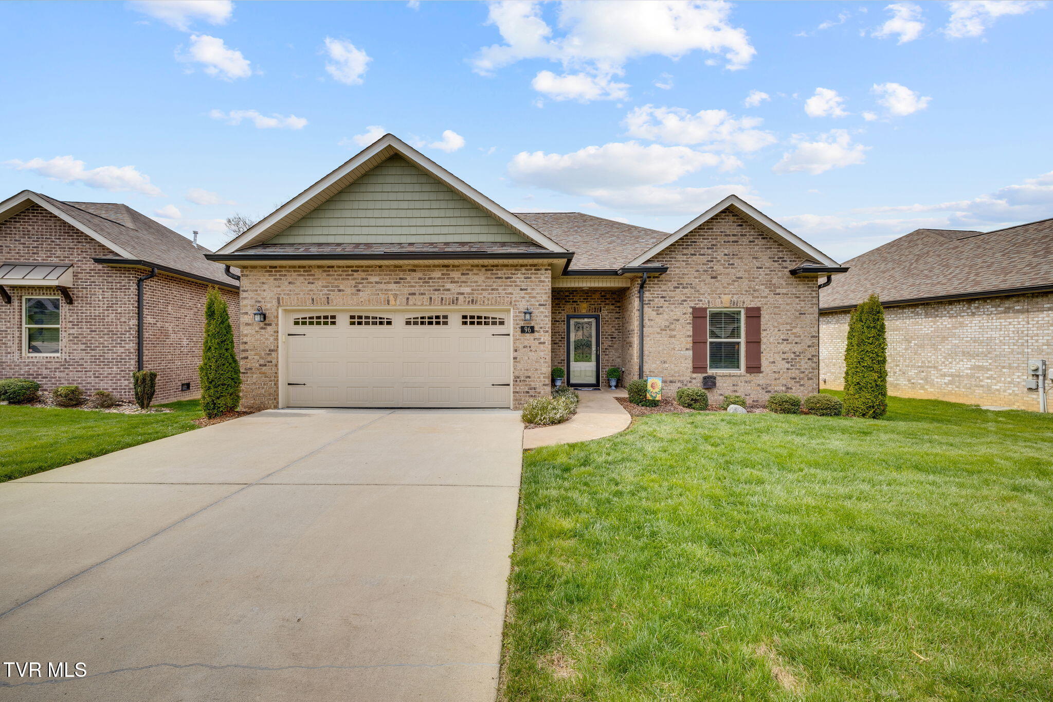 96 Ripple Falls Johnson City, TN 37615 - Photo 1 of 30 001