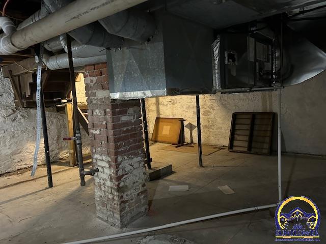 1185 Southwest Clay Street Topeka, KS 66604 - Photo 19 of 21