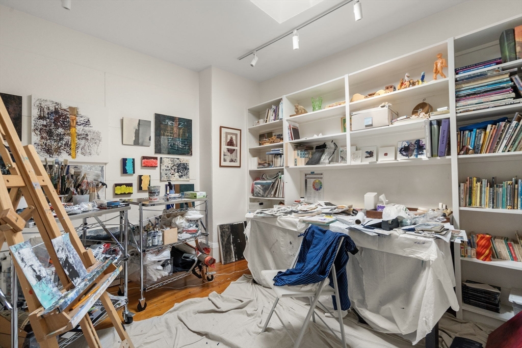 236 Walnut Street Brookline, MA 02445 - Photo 21 of 27