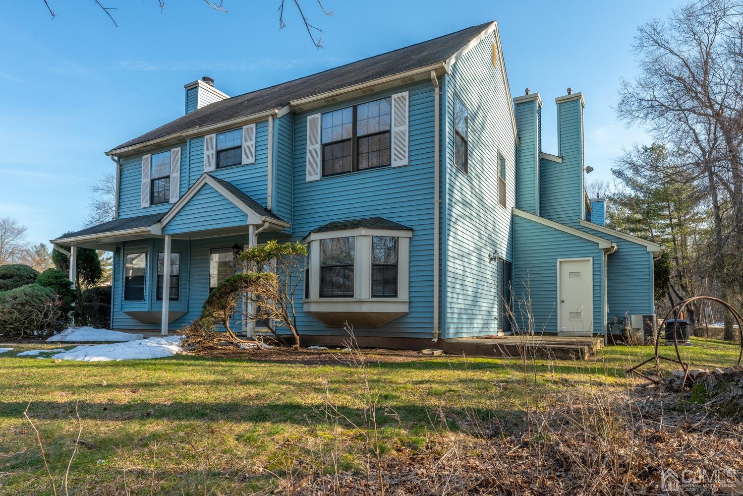 3204 Stonehedge Road Edison, NJ 08820 - Photo 5 of 22 a front view of a house with a yard