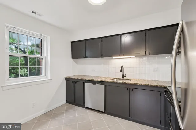 $265,000 | 4000 Gypsy Lane, Unit 529, Philadelphia, PA 19129