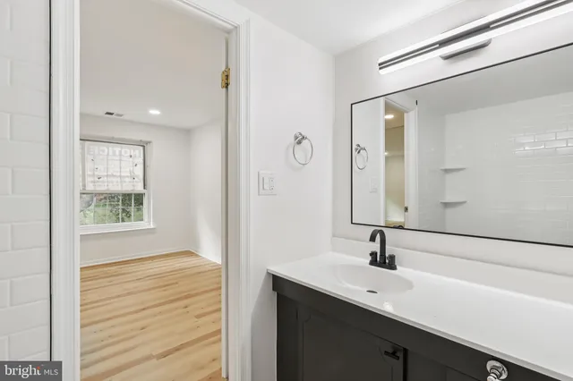 $265,000 | 4000 Gypsy Lane, Unit 529, Philadelphia, PA 19129