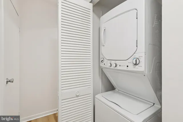 $265,000 | 4000 Gypsy Lane, Unit 529, Philadelphia, PA 19129